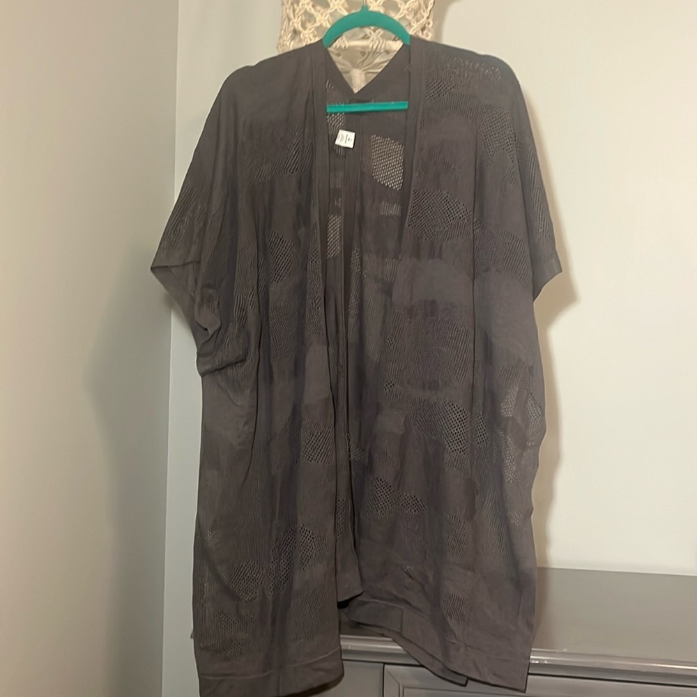 One-size lululemon athletica cardigan shrug